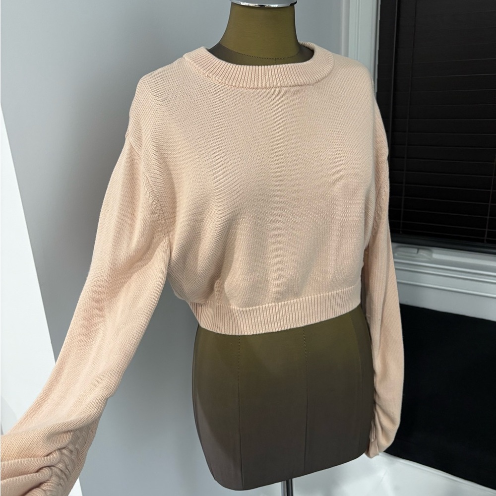 H&M Cream Crew Neck Sweater Soft Knit Classic